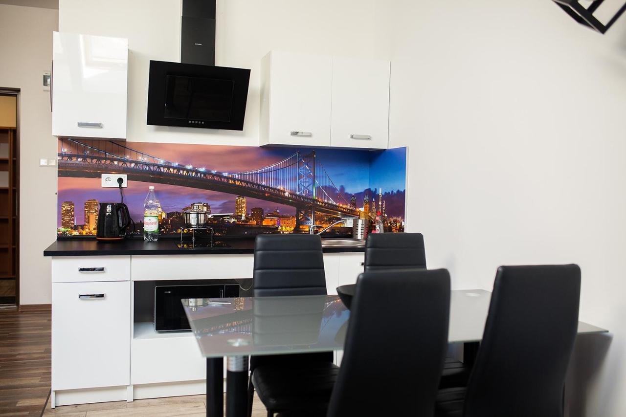 Apartament Manhattan Mielec Kültér fotó